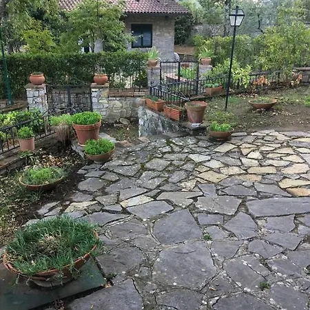 Villetta Nel Verde Con Piscina Villa